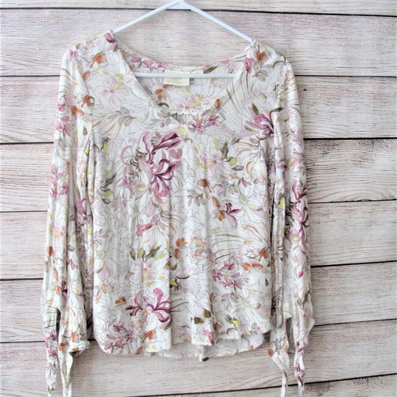 Maeve Pernille Floral Top - Picture 9 of 11